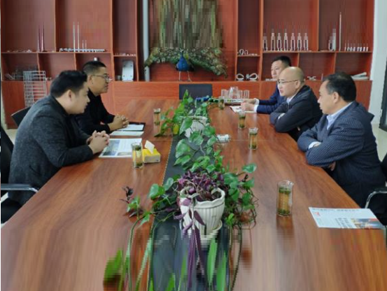 接待明光市委副書(shū)記市長(cháng)一行人來(lái)我司招商引資考察
